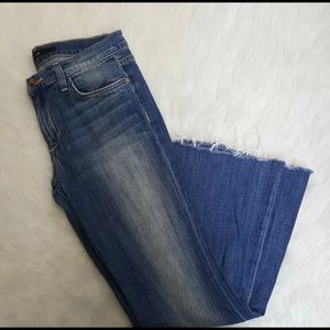 Joe's Women's Size 26 Fray distressed Hem flare